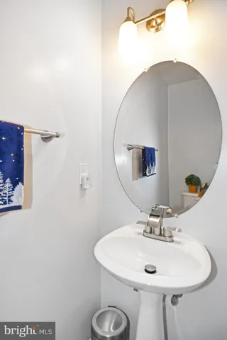 $749,990 | 14770 Courtlandt Heights Road, Woodbridge, VA 22193