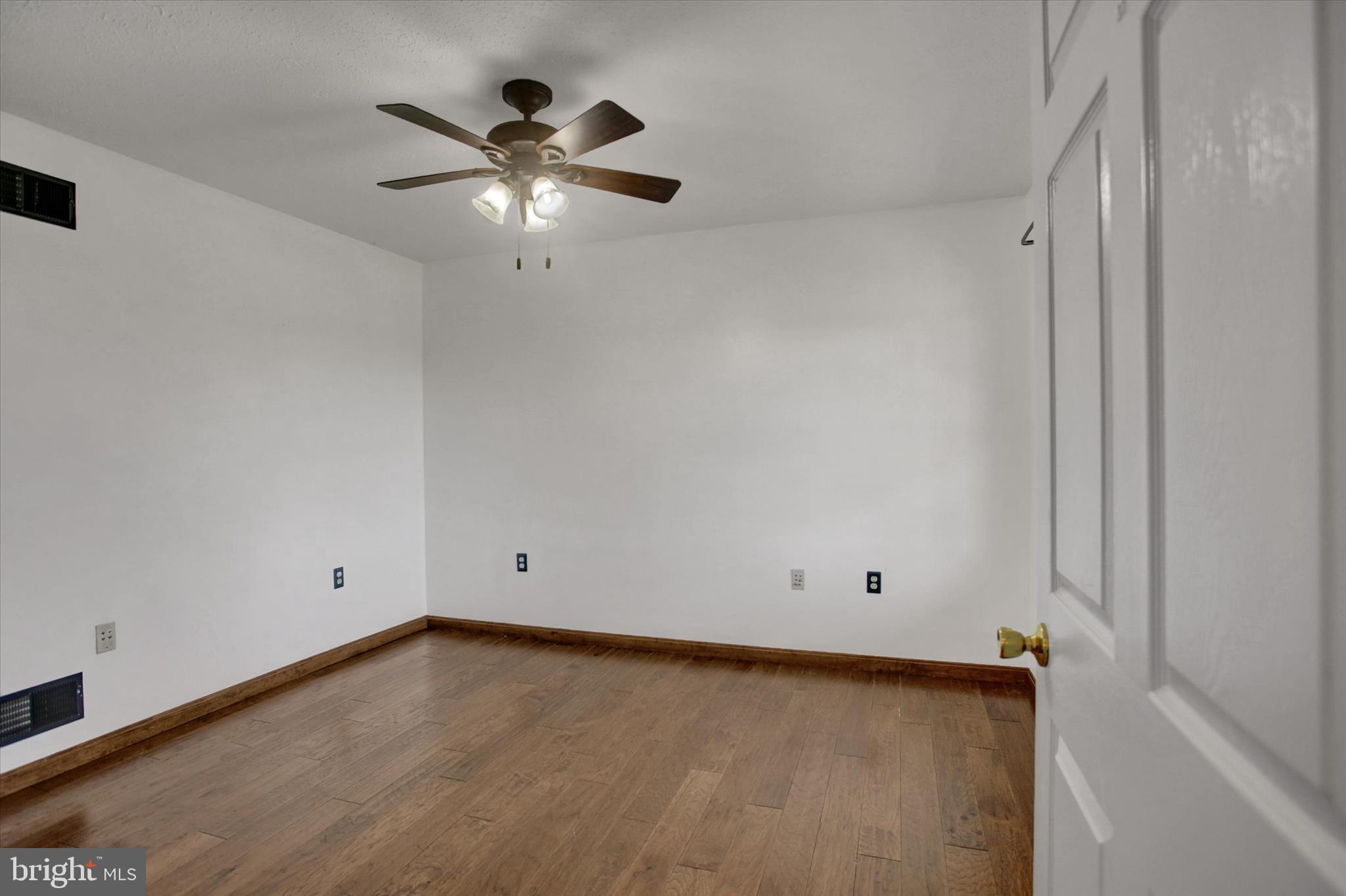 123 Enola Road Newburg, PA 17240 - Photo 11 of 54