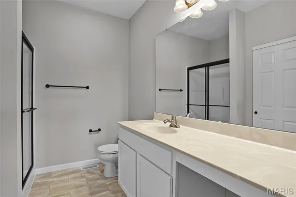 $322,000 | 2304 Hank's Close, Unit 172 STB, Washington, MO 63090