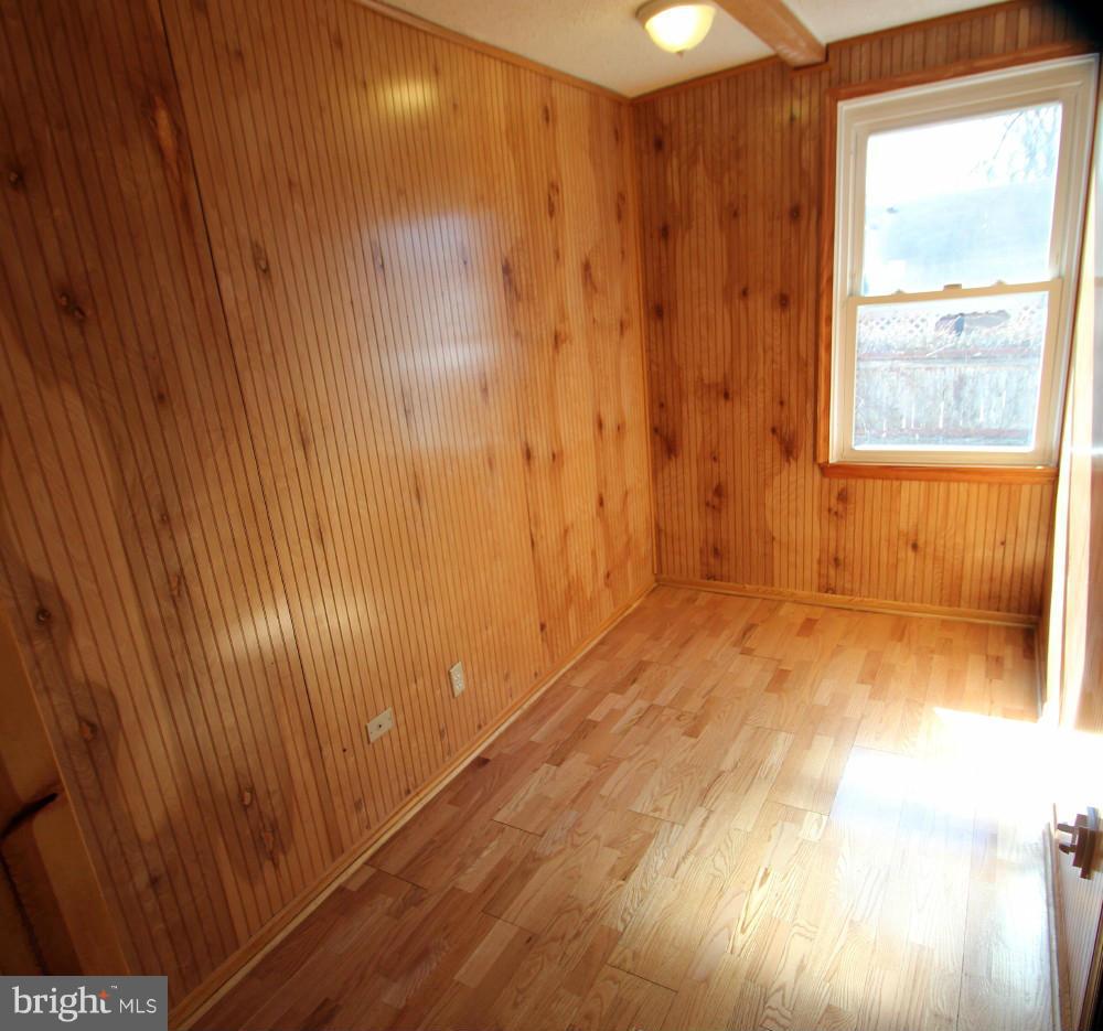 2717 Terrapin Road Silver Spring, MD 20906 - Photo 6 of 9 Interior (General)