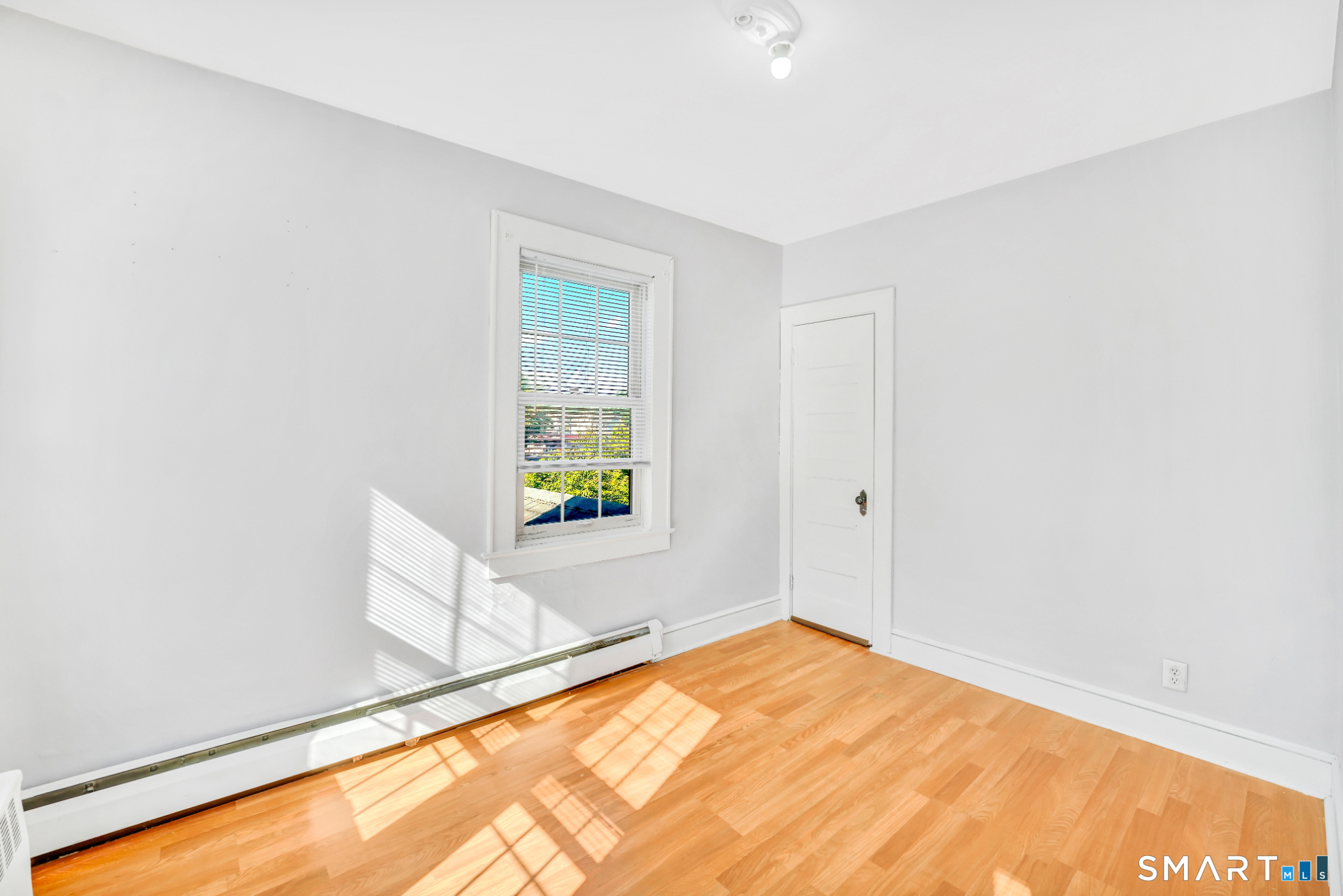393 Colony Street Meriden, CT 06451 - Photo 2 of 5