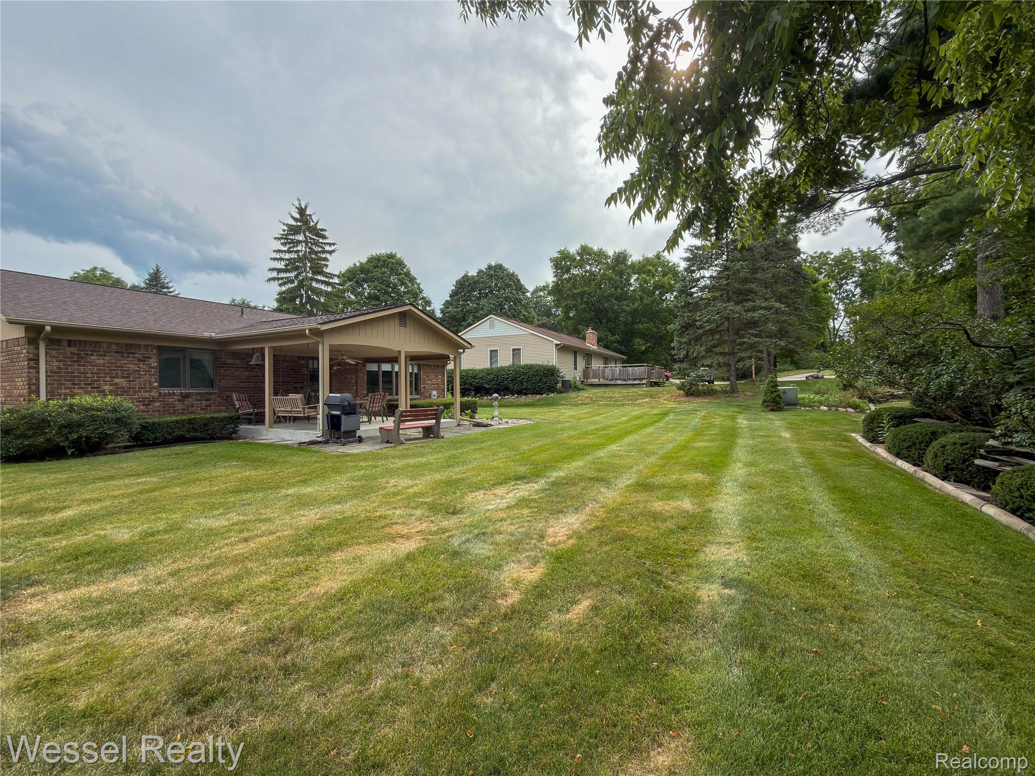101 Michelle Drive Romeo, MI 48065 - Photo 32 of 37 michelle-036.jpg