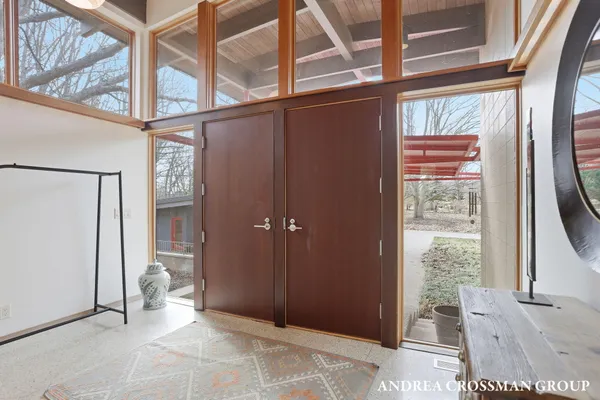 $2,500,000 | 6465 Sandhill Lane, Fennville, MI 49408