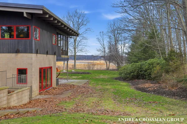 $2,500,000 | 6465 Sandhill Lane, Fennville, MI 49408