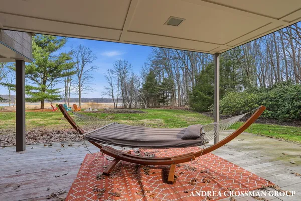 $2,500,000 | 6465 Sandhill Lane, Fennville, MI 49408