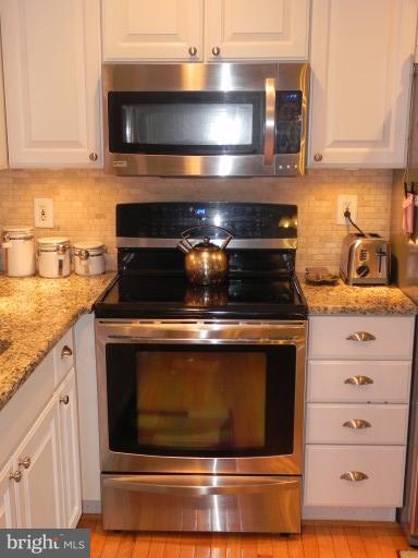 6919 Old Waterloo Road, Unit 1F Elkridge, MD 21075 - Photo 13 of 25 Kitchen