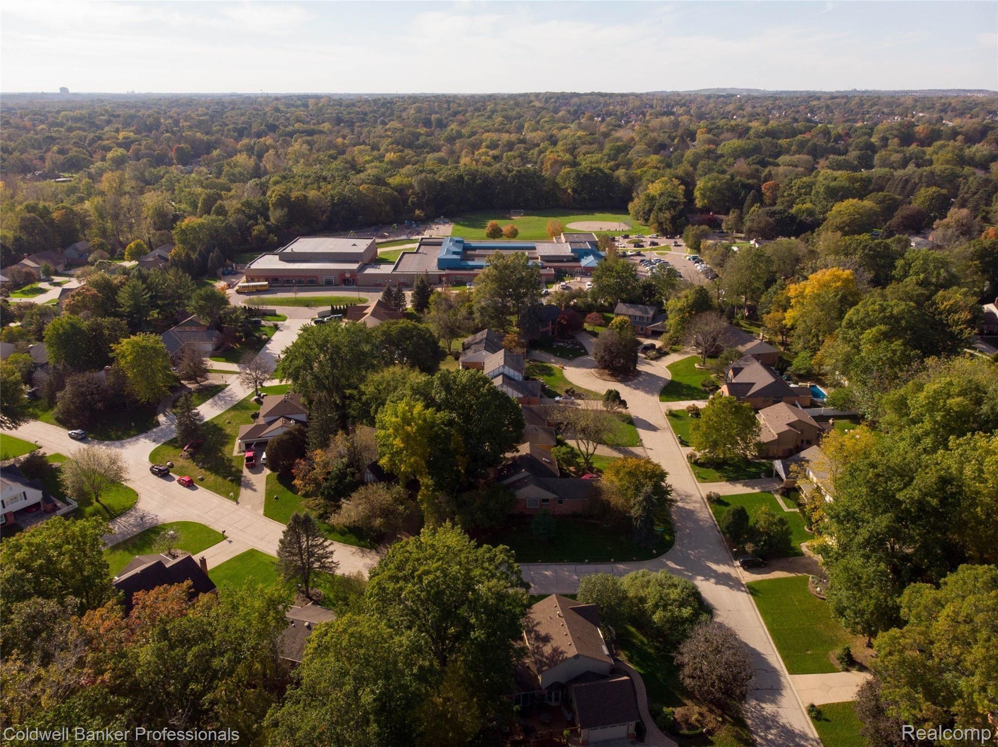 1162 Valley Stream Court Rochester, MI 48309 - Photo 50 of 58 1162 Drone Shot.jpeg
