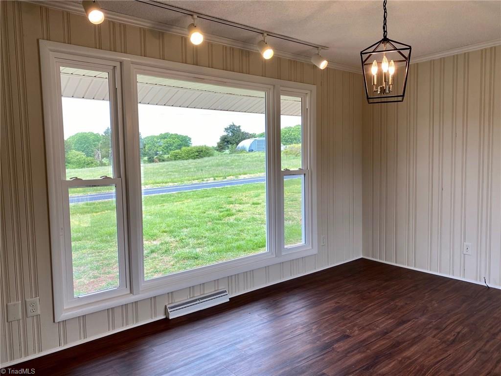 5458 Jesse Small Road Randleman, NC 27317 - Photo 18 of 30 Dining room