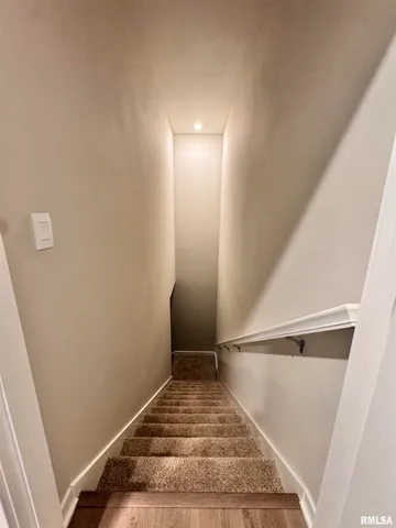 $3,200 | 709 East Bear Drive, Tiffin, IA 52340