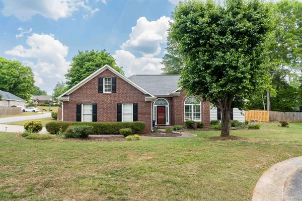 $309,900 | 173 Bradford Crossing Drive, Roebuck, SC 29376