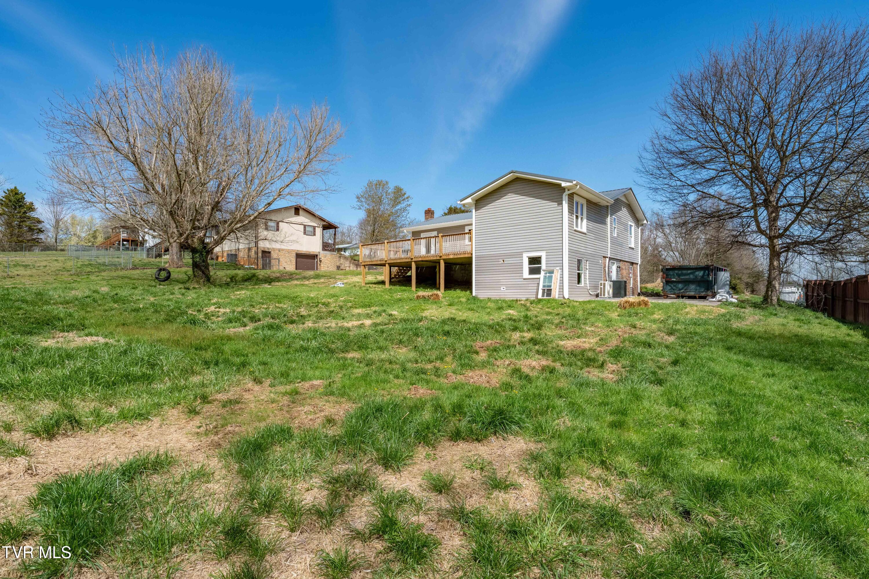 226 Dorothy Circle Limestone, TN 37681 - Photo 16 of 61 226 Dorothy Cir (13 of 61)