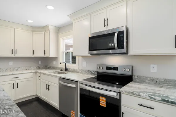 $429,500 | 226 Dorothy Circle, Limestone, TN 37681