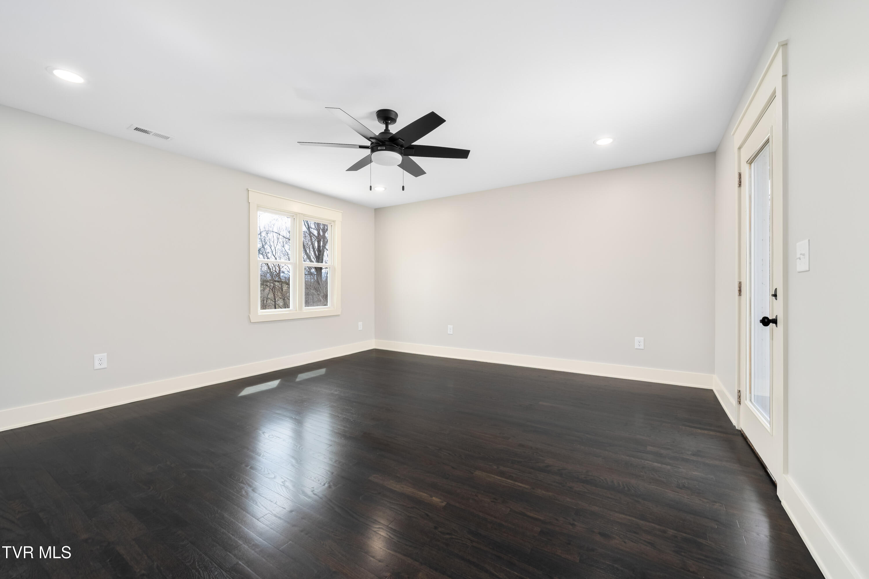 226 Dorothy Circle Limestone, TN 37681 - Photo 47 of 61 226 Dorothy Cir (46 of 61)