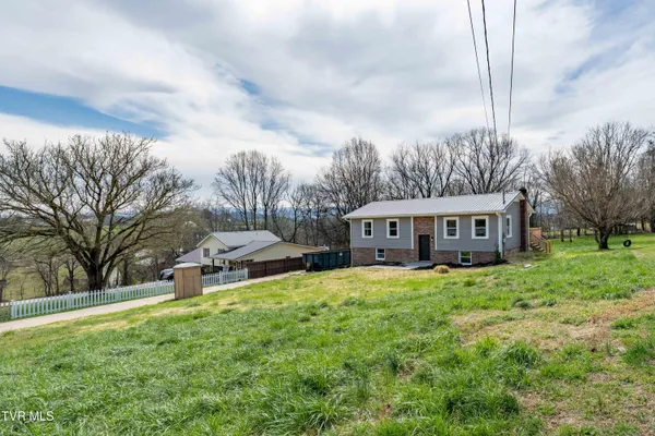 $429,500 | 226 Dorothy Circle, Limestone, TN 37681