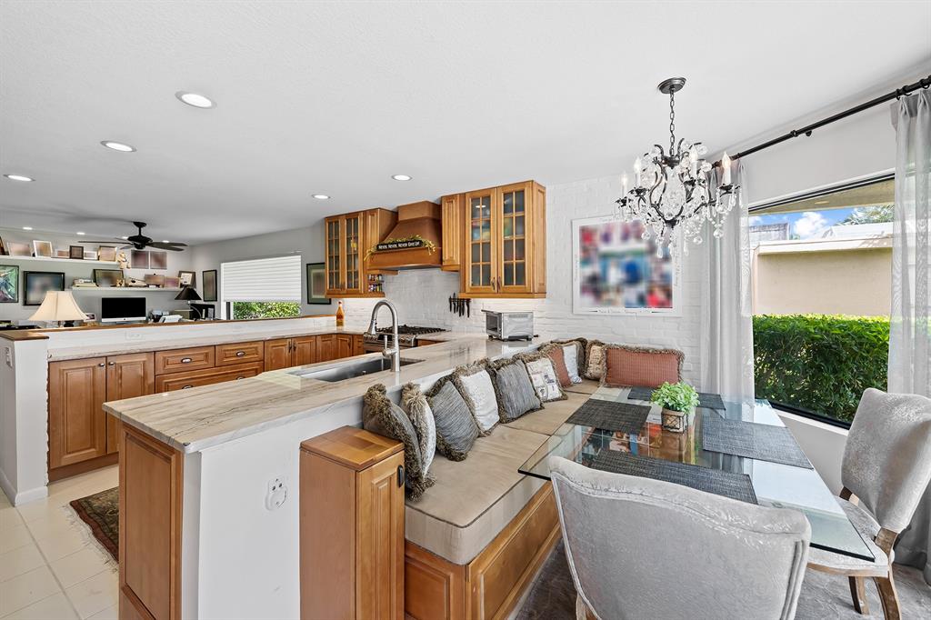 10270 Silver Lake Drive Boca Raton, FL 33428 - Photo 14 of 44 Eat in Kitchen