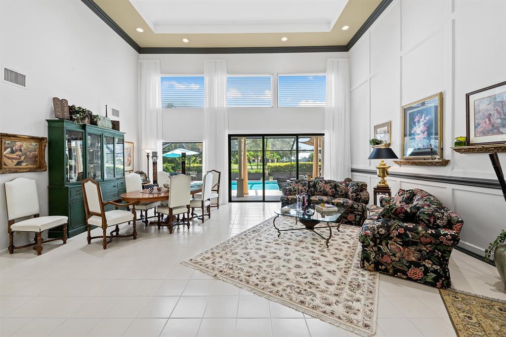 10270 Silver Lake Drive Boca Raton, FL 33428 - Photo 4 of 44 Living Area