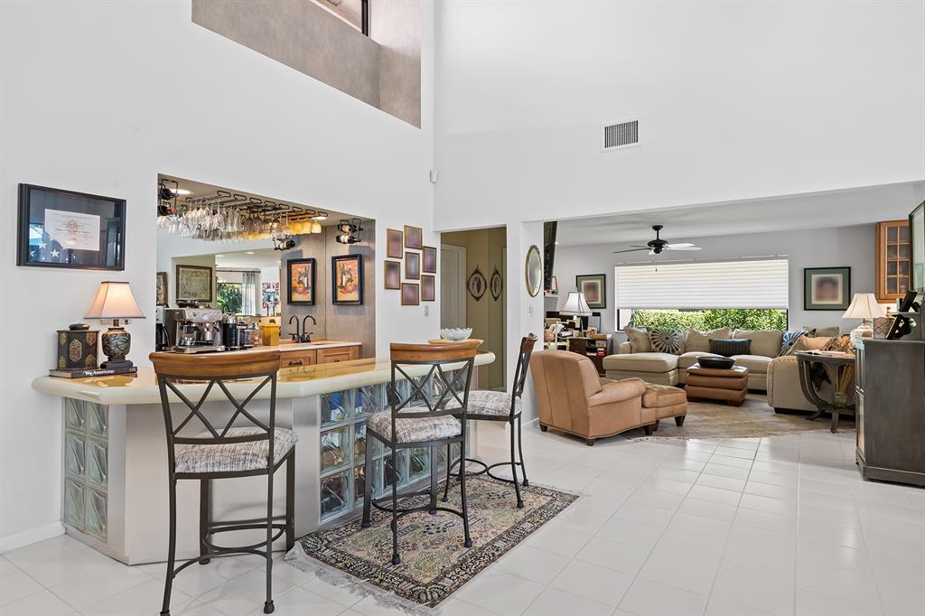 10270 Silver Lake Drive Boca Raton, FL 33428 - Photo 7 of 44 Bar