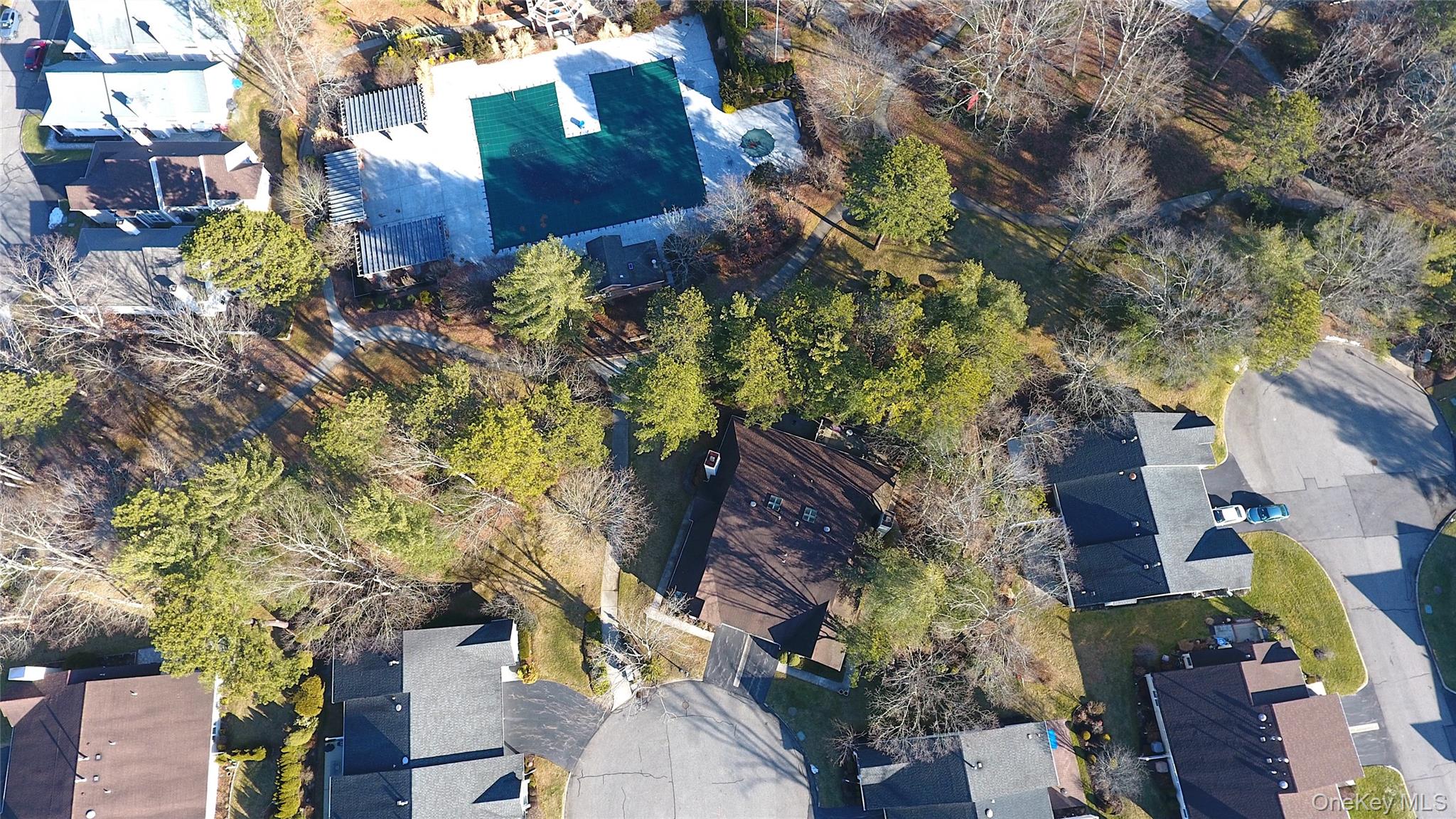 10 Oakdale Court Ridge, NY 11961 - Photo 37 of 41 an aerial view of a residential houses with outdoor space