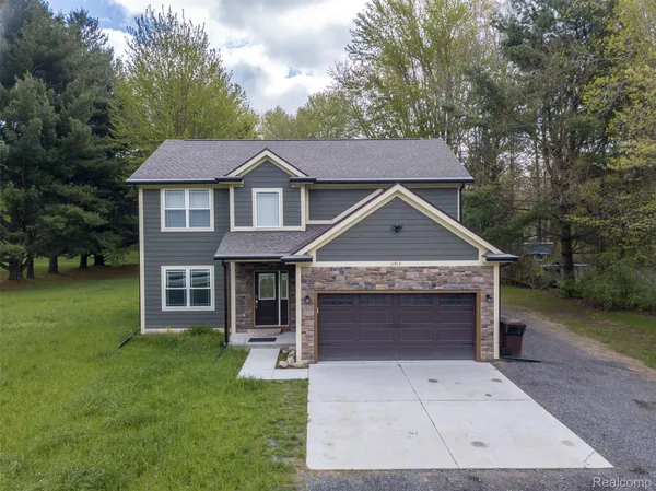$484,900 | 11913 Tuttle Hill Road, Willis, MI 48191