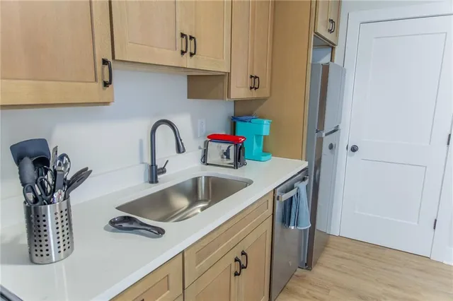 a close view of sink and tap