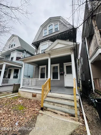 $1,350 | 301 North Main Street, Unit 2, Wilkes Barre, PA 18702
