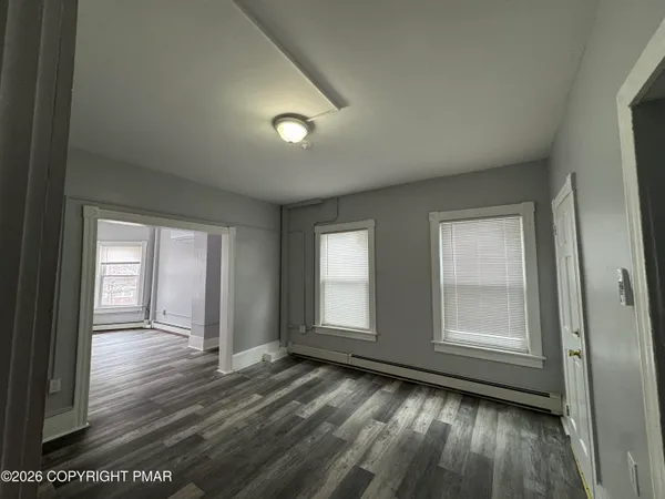 $1,350 | 301 North Main Street, Unit 2, Wilkes Barre, PA 18702