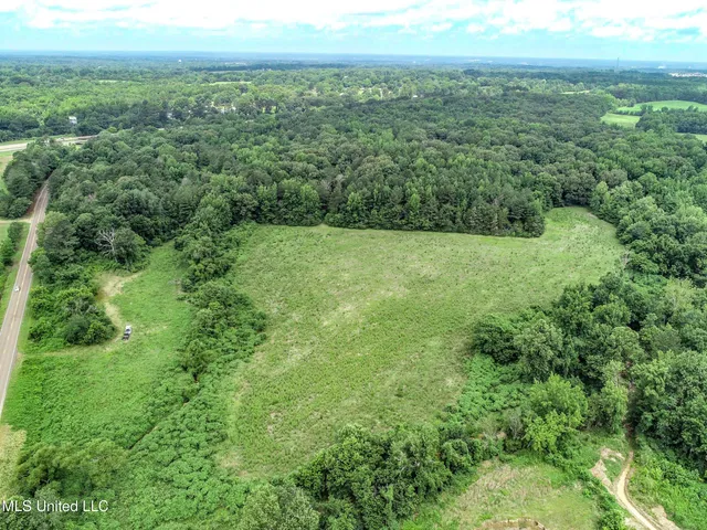 $688,880 | Pine Lodge Road Road, Batesville, MS 38606