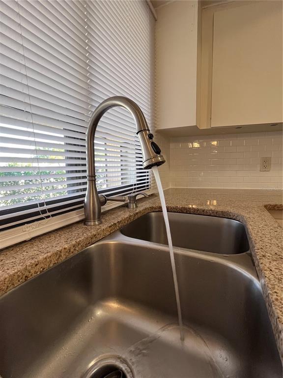 5816 Monroe Road Venice, FL 34293 - Photo 6 of 28