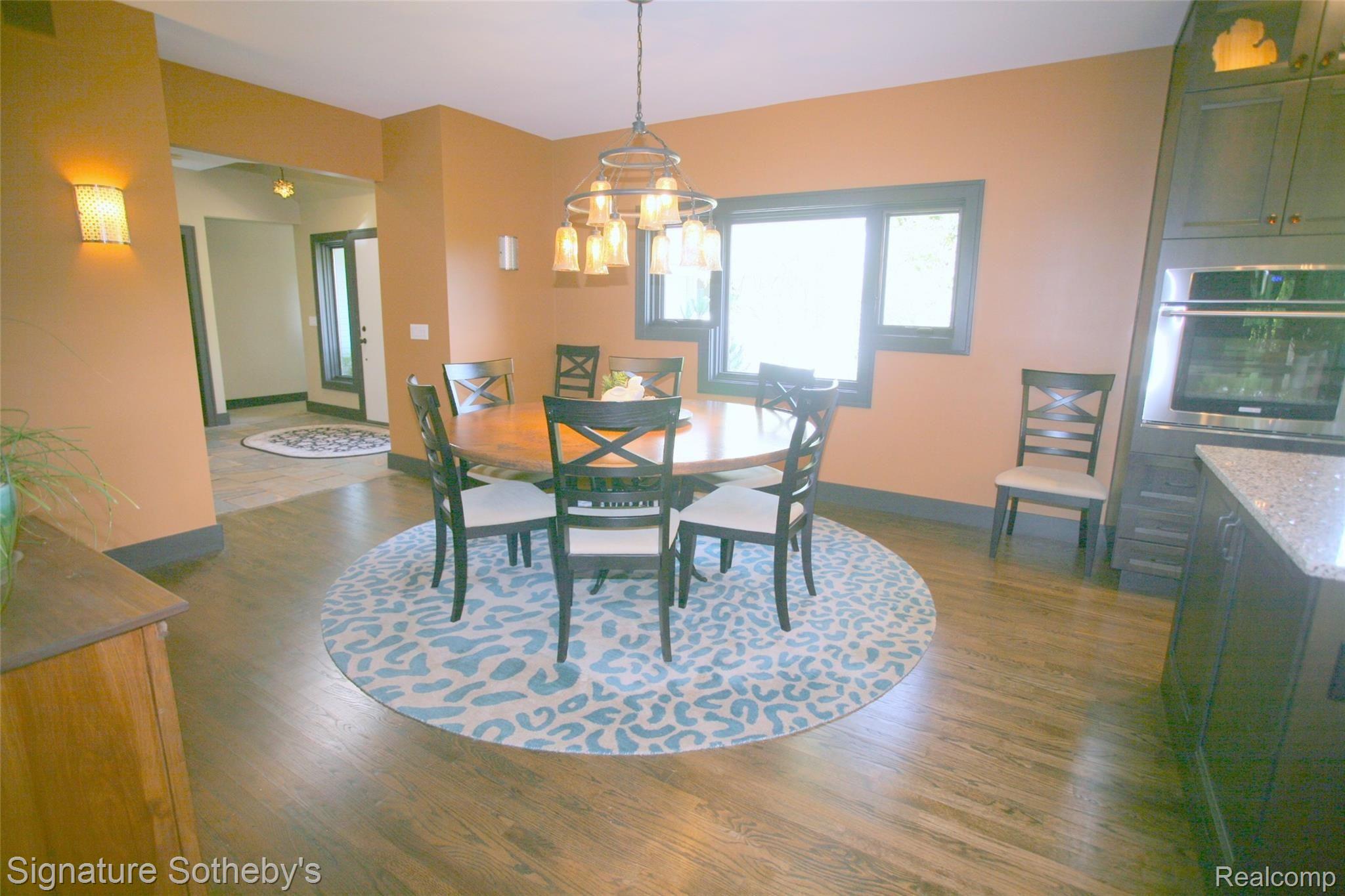 9100 Fox Hollow Road Clarkston, MI 48348 - Photo 11 of 52 Dining Area