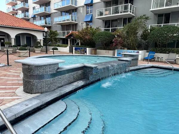 $2,800 | 5077 Northwest 7th Street, Unit PH1, Miami, FL 33126