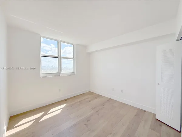 $2,800 | 5077 Northwest 7th Street, Unit PH1, Miami, FL 33126