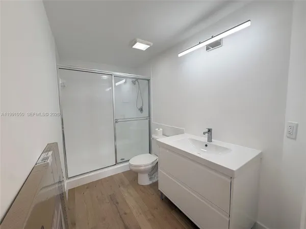 $2,800 | 5077 Northwest 7th Street, Unit PH1, Miami, FL 33126