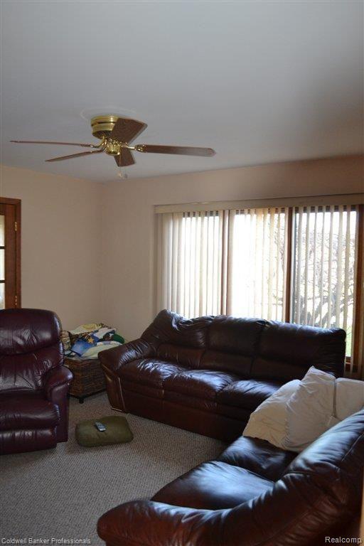 1399 Turrill Road Lapeer, MI 48446 - Photo 15 of 18 009.JPG