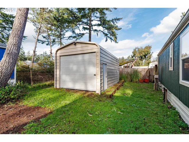 $99,999 | 67624 Spinreel Road, Unit 34B, North Bend, OR 97459