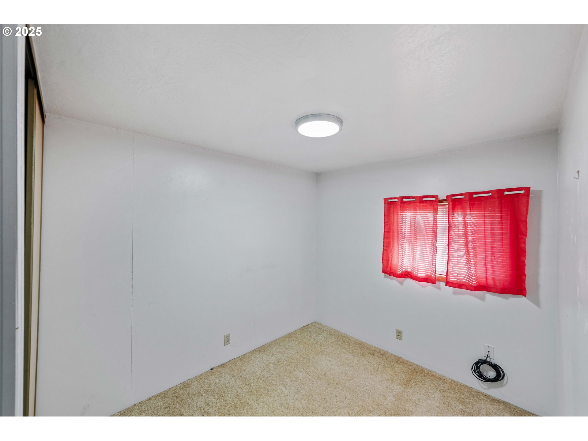 67624 Spinreel Road, Unit 34B North Bend, OR 97459 - Photo 5 of 19