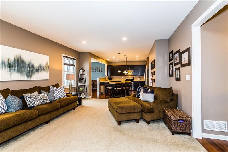 140 Granite Ridge Circle Mars, PA 16046 - Photo 4 of 18 Gallery Image 4