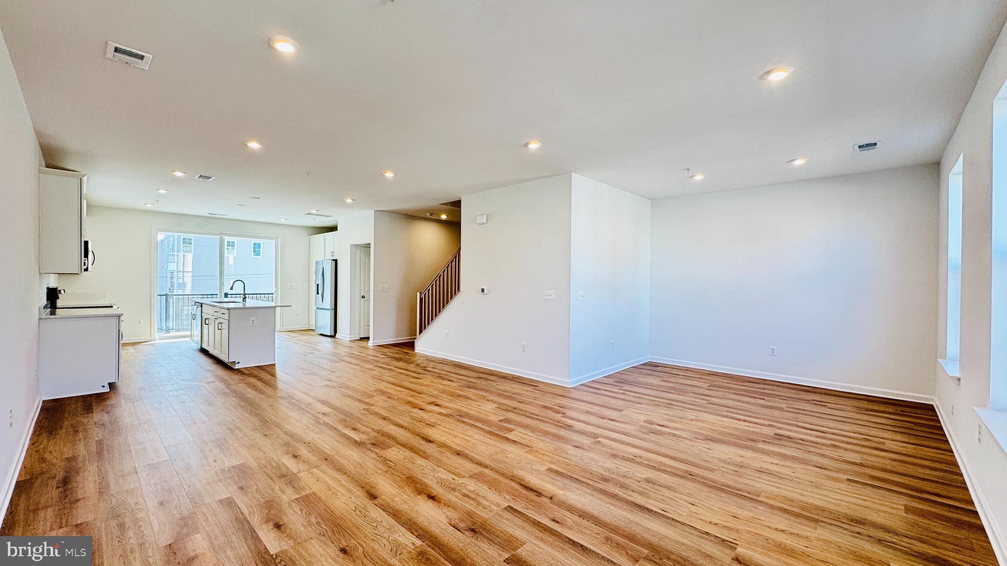 2623 River Birch Road Herndon, VA 20171 - Photo 3 of 12 Family Room