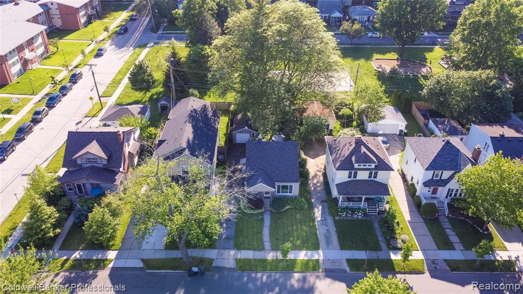 609 Lockwood Road Royal Oak, MI 48067 - Photo 42 of 49 Gallery Image 42