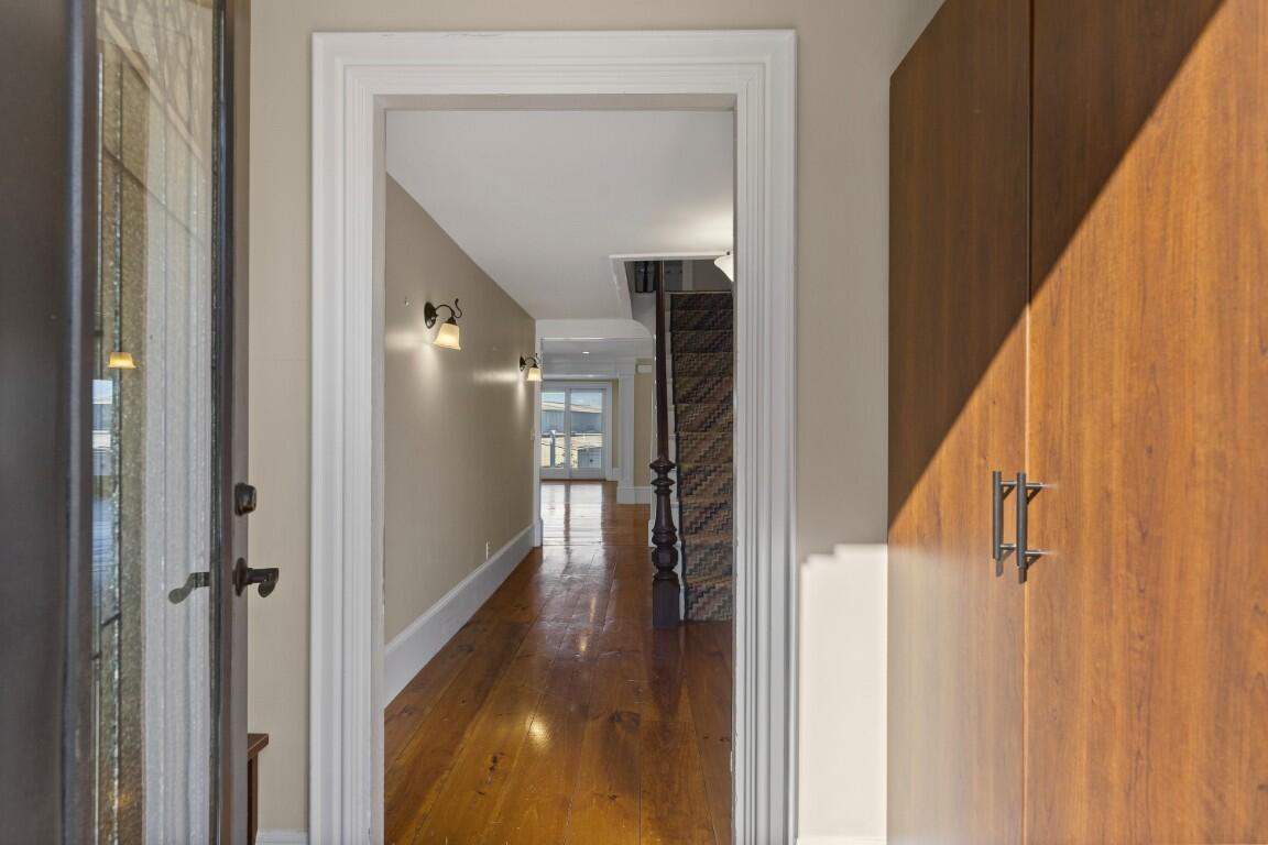 22 School Street Boothbay, ME 04544 - Photo 7 of 76 9