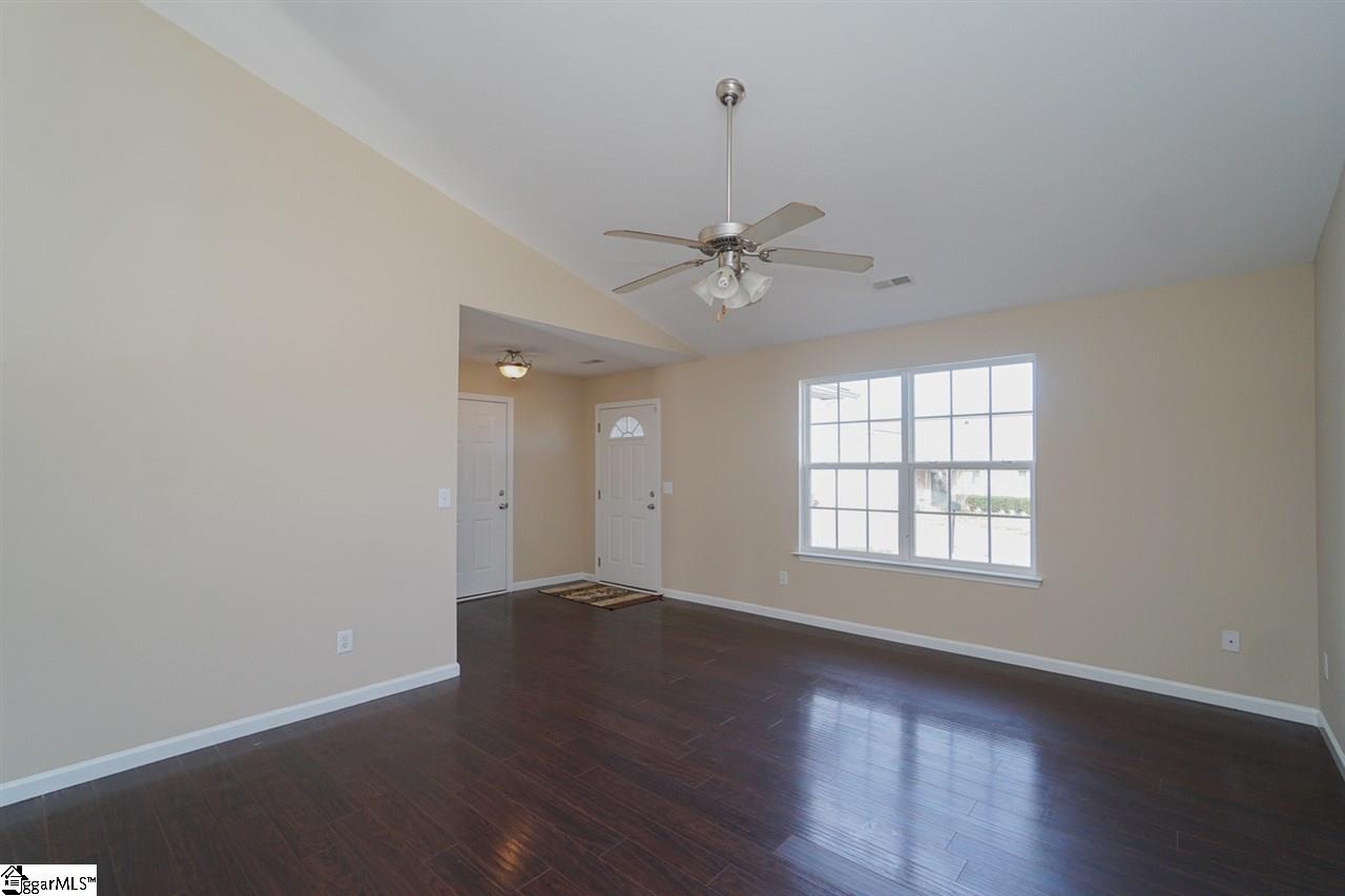 116 Melrose Road Greenville, SC 29605 - Photo 3 of 23 Gallery Image 3