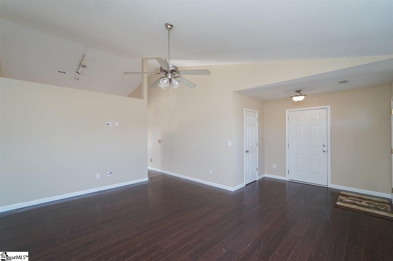 116 Melrose Road Greenville, SC 29605 - Photo 4 of 23 Gallery Image 4