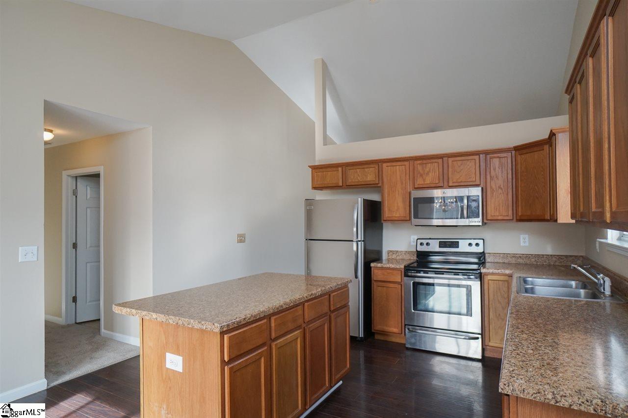 116 Melrose Road Greenville, SC 29605 - Photo 8 of 23 Gallery Image 8