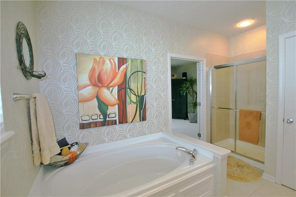13045 Ratliff Run Fishers, IN 46037 - Photo 15 of 24 Gallery Image 15