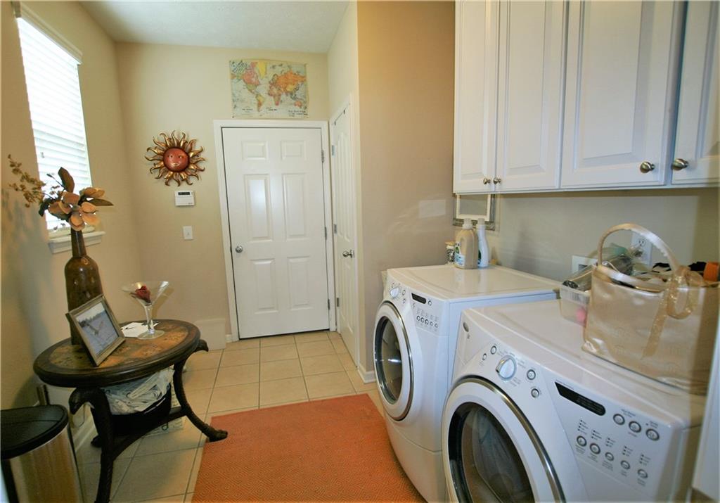 13045 Ratliff Run Fishers, IN 46037 - Photo 17 of 24 Gallery Image 17