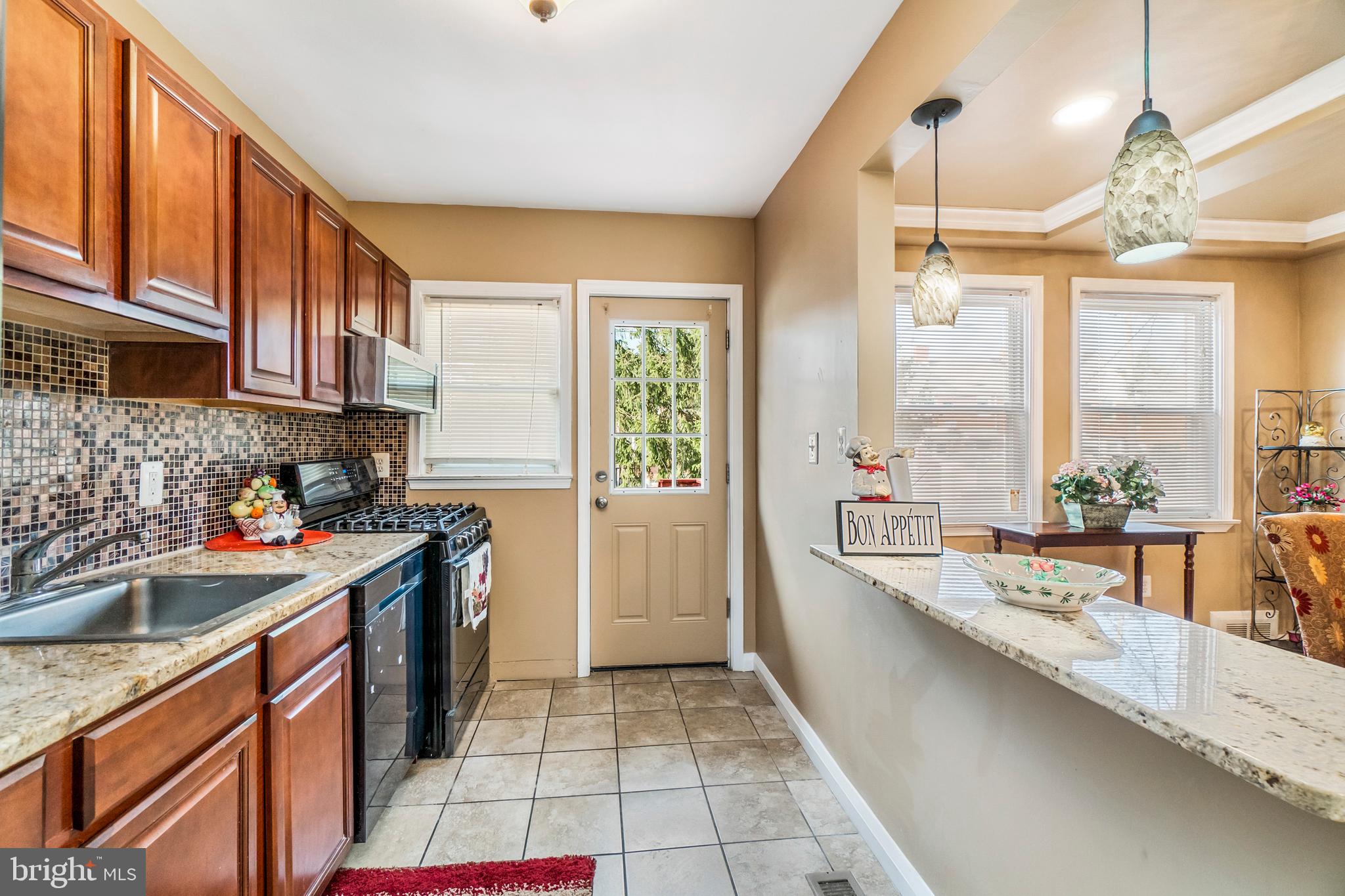 1336 Pentridge Road Baltimore, MD 21239 - Photo 12 of 34