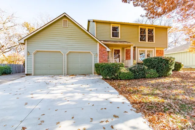 $435,000 | 316 Tall Grass Drive, Lawrence, KS 66049