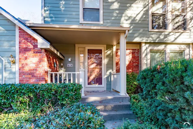 $435,000 | 316 Tall Grass Drive, Lawrence, KS 66049