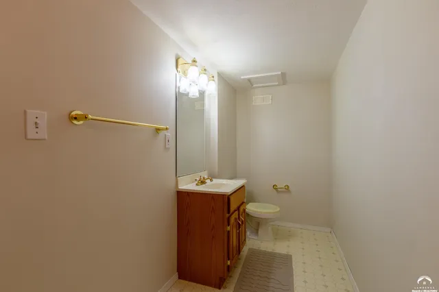 $435,000 | 316 Tall Grass Drive, Lawrence, KS 66049