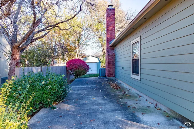 $435,000 | 316 Tall Grass Drive, Lawrence, KS 66049