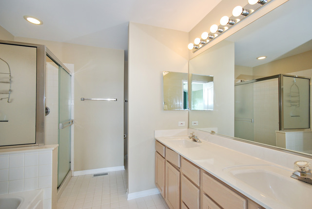 895 Havenshire Road Naperville, IL 60565 - Photo 14 of 23
